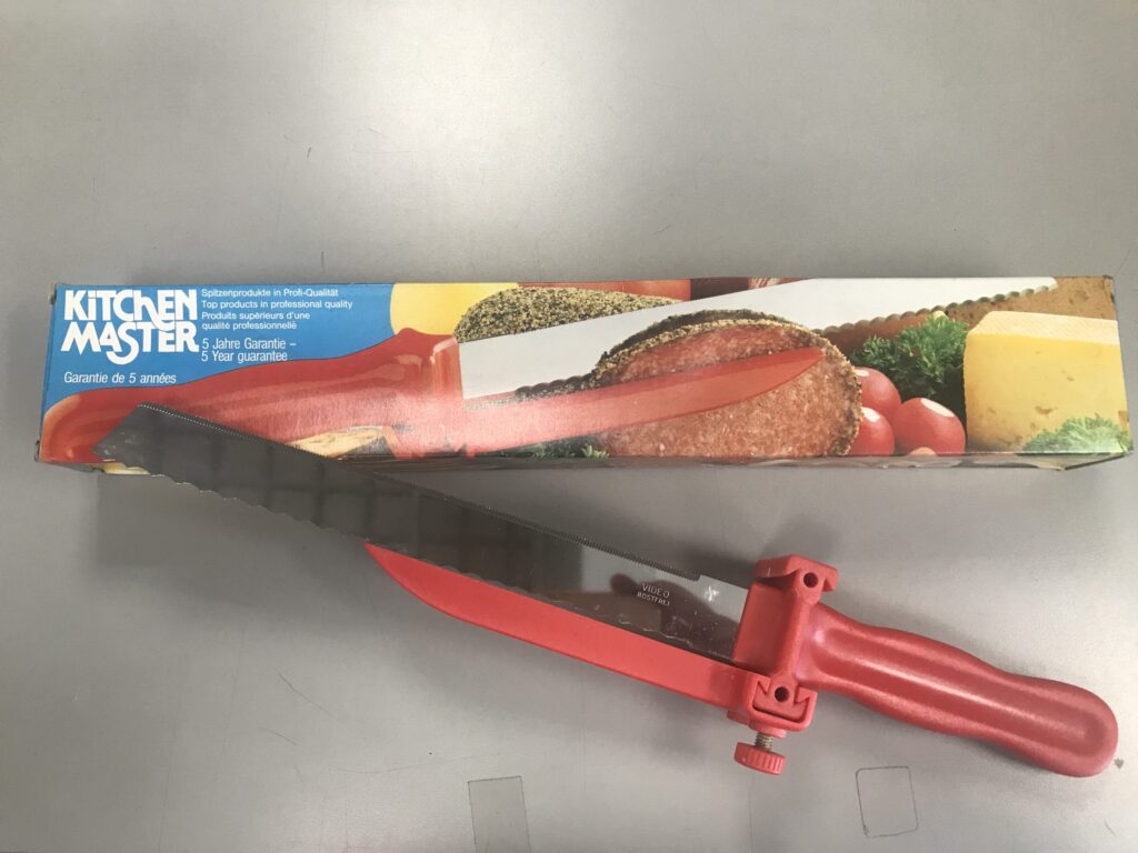 KNIFE KITCHEN MASTER